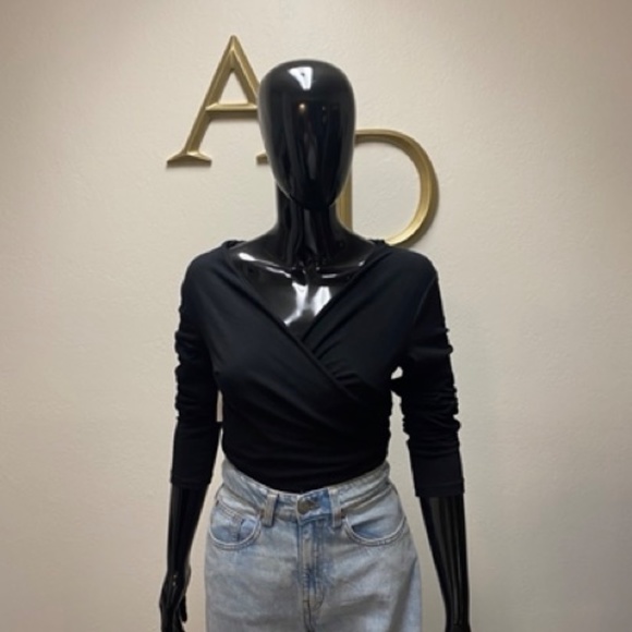 Beautiful Black Wrap Top Ready to Ship for Xmas - Picture 2 of 4